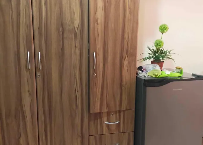 Persimmon Single Unit Aparthotel *